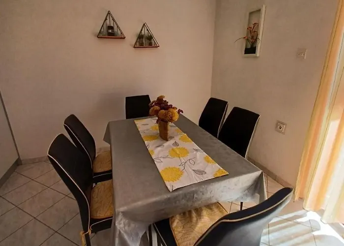 Marijica Apartment *